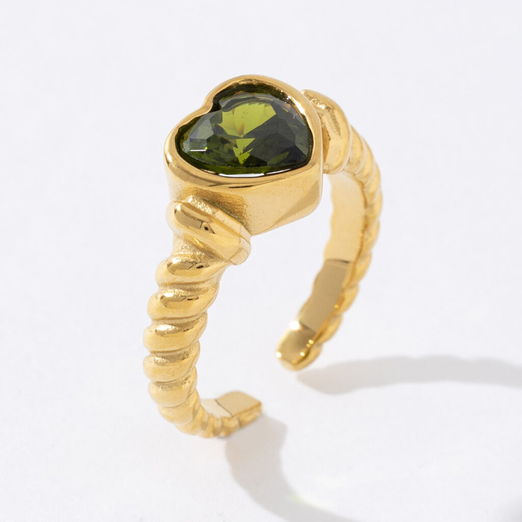 Luxury Vintage Retro Stainless Steel Plated 18K Gold Green Heart Zircon Open Ring
