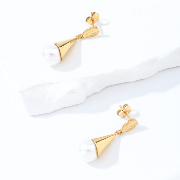 Luxury 18K Gold Freshwater Pearl Drop Earrings for Women for Bridal Engagement Wedding Parties and Gifts - Image 3