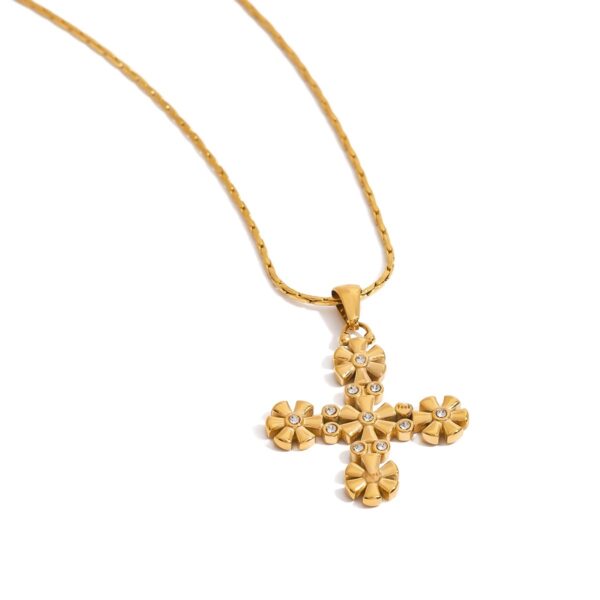 High-End Luxury Titanium Steel Cross Clavicle Chain European American Style Stainless Steel Fashion Pendant Necklaces - Image 3