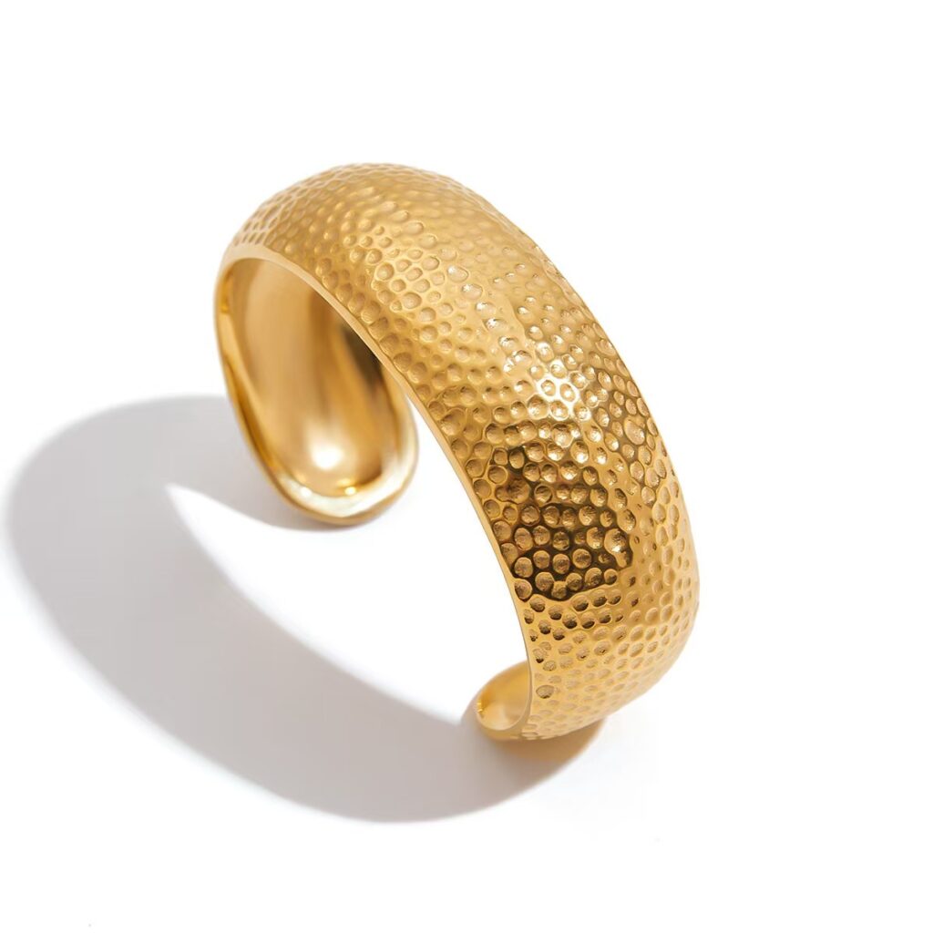 Fashion Stainless Steel Gold-Plated 18K Wide Opening Women's Bracelet Popular Bracelet