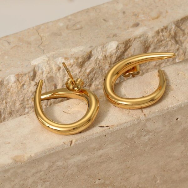 Trendy Spiral Round 316L Stainless Steel Jewelry Stud Earrings Minimalist Personalized Fashion Gold Plated Women Stud Earrings