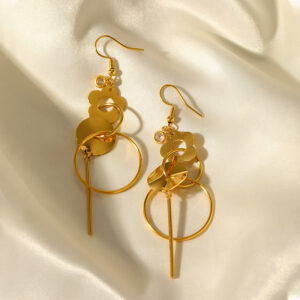 Stainless Steel Gold Plated 18K Long Tassel Pendant Earrings Simple Fashion Trend Personality for Women Party Wear