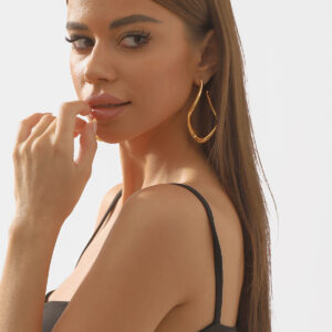 Exaggerated Irregular Twisted Earrings Retro Fashion Trend Personality Metal Jewellery Suitable for Women Party Wear