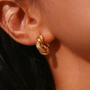 Stainless Steel 18K Gold Plated Thick Twist Earrings Fashion Personality Simple Earrings Suitable for Women to Wear