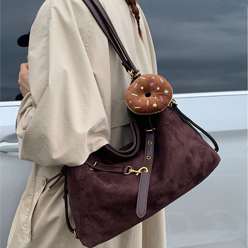 Womens Bags Trendy Fall Winter Shoulder Bags Crossbody Bags Large Lady Tote Bags Lady Handbag for Women Velvet Leather Bag with Cute Accessories