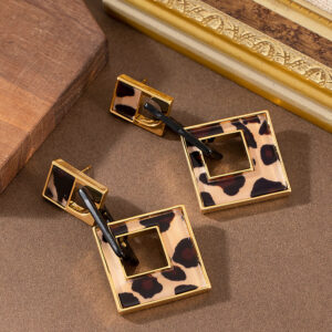 Chic Leopard and Shell Pattern Square Dangle Drop Earrings for Women Girls Trendy S925 Sterling Silver Post Geometric Earrings Jewelry Gifts