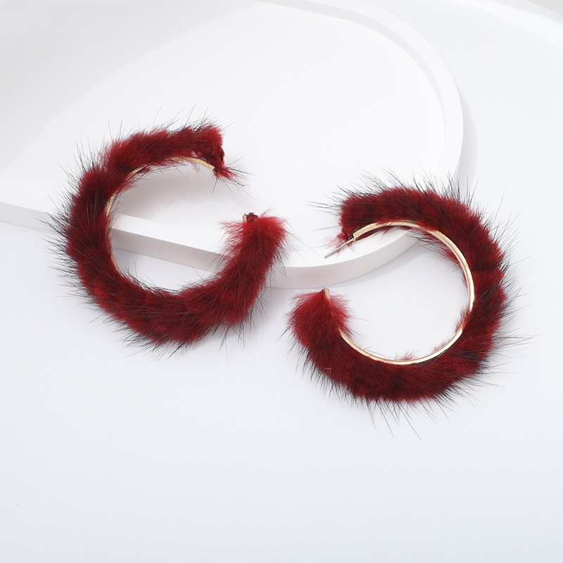 Dainty Soft Fluffy Open Hoop Earrings for Women Girls Red Hairy Fur C Shape Loops Drop Earrings for Ladies Fall Fashion Chic Jewlry Gifts