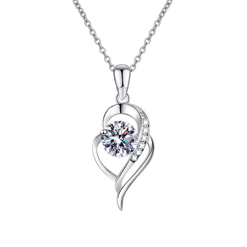 Romantic CZ Love Heart Pendant Necklaces for Women Wedding Valentines day White gold Heart Moissanite Diamond Neckalce Birthday Mothers Day Jewelry Gifts
