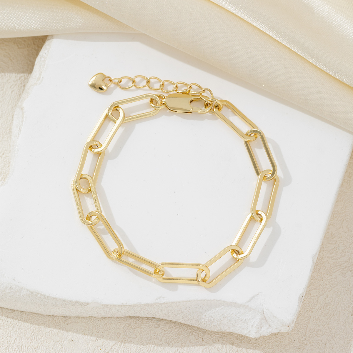 Chic Chunky Link Chain Bracelets Gold Plated Paperclip Shape Chain Wrist Cuff Bracelet Bangle for Men Women Jewelry Gifts - Image 4