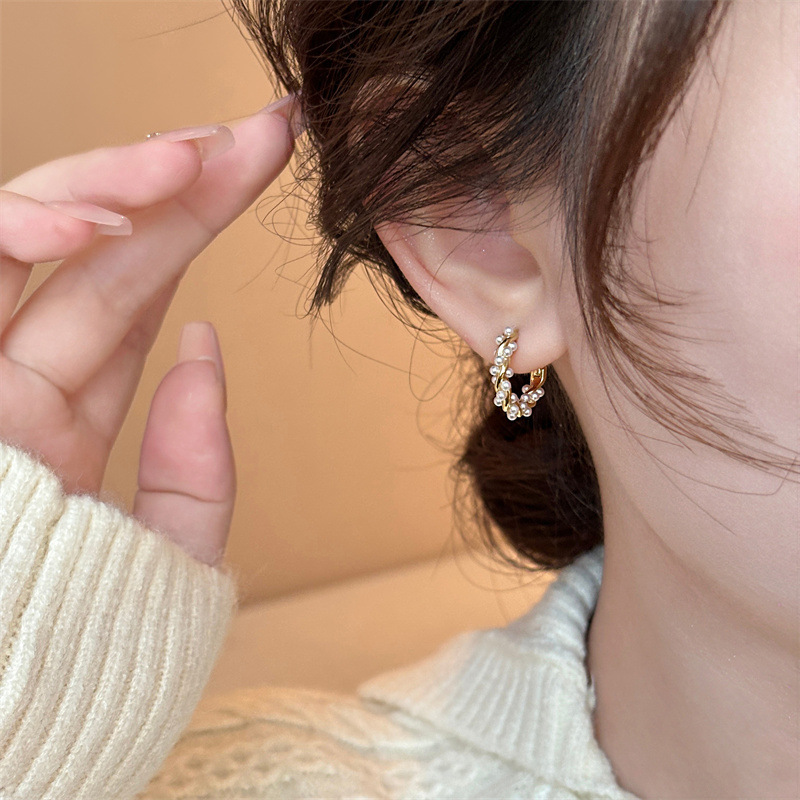 Dainty Pearl Earrings Loops Dangle Drop Earrings 18K Gold Plated Copper Twrist Loops with Pearl Hoop Earrings for Women Birthday Wedding Jewelry Gifts - Image 3